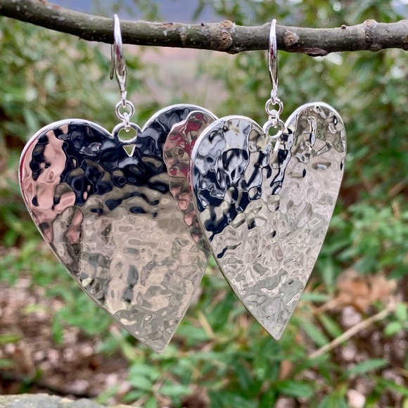 NEW Robert Lee Morris Large Heart Drop Earrings - Picture 2 of 3